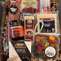 Festive Baskets Filled with Holiday Magic
